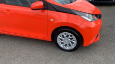 Toyota Aygo 1.0 VVT-i X-Play 5dr Petrol Hatchback